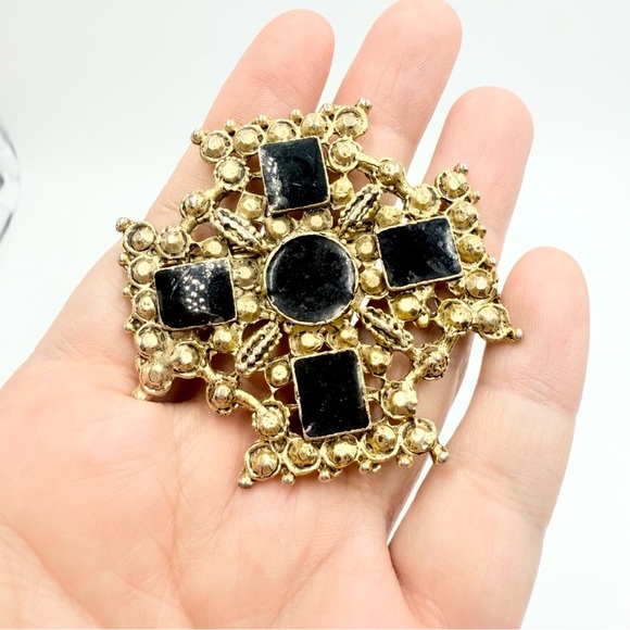 Vintage Gold Tone Onyx Crystal Brooch Art Deco Brooch Pin - Picture 3 of 7